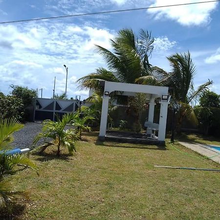 Ejc Villa Flic en Flac Exterior photo